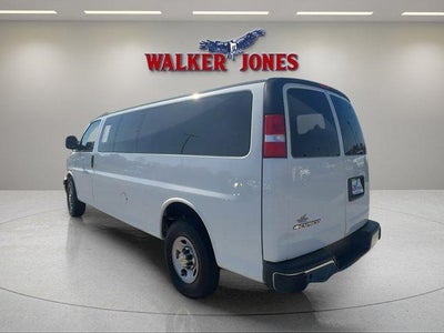 2024 Chevrolet Express Passenger 3500 1LT