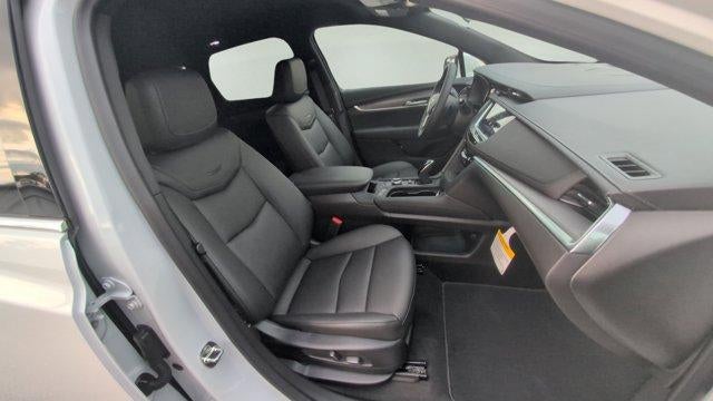 2025 Cadillac XT5 Luxury