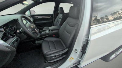 2025 Cadillac XT5 Luxury