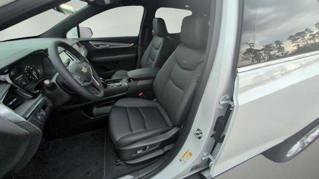 2025 Cadillac XT5 Luxury