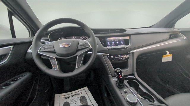 2025 Cadillac XT5 Luxury