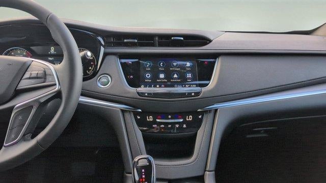 2025 Cadillac XT5 Luxury