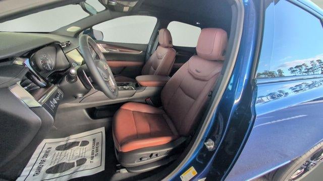 2025 Cadillac XT5 Sport