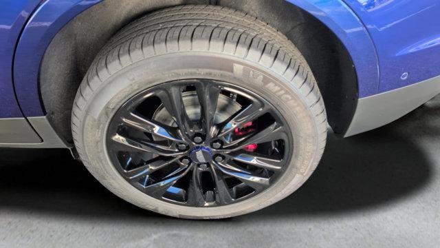 2025 Cadillac XT5 Sport