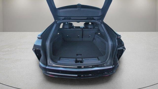 2025 Cadillac LYRIQ Luxury 1