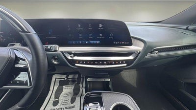 2024 Cadillac LYRIQ Sport 3