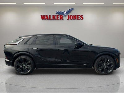 2024 Cadillac LYRIQ Sport 3