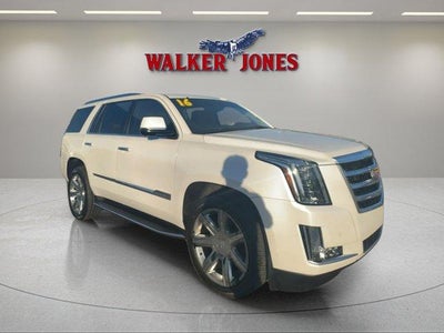 2016 Cadillac Escalade Luxury Collection