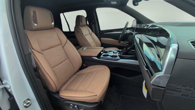 2026 Cadillac Escalade Luxury - Photo 13