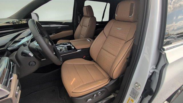 2026 Cadillac Escalade Luxury - Photo 14