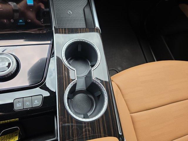 2026 Cadillac Escalade Luxury - Photo 46