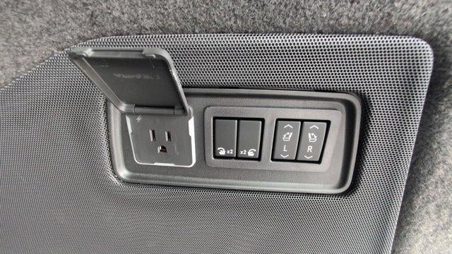 2026 Cadillac Escalade Platinum Luxury