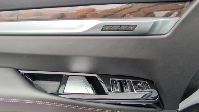 2026 Cadillac Escalade Platinum Luxury