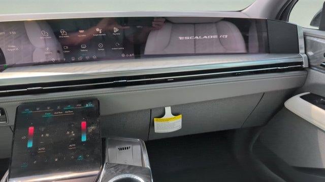 2026 Cadillac ESCALADE IQ Luxury