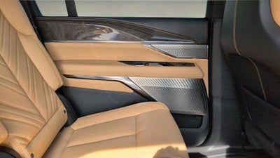 2025 Cadillac ESCALADE IQ Luxury 2