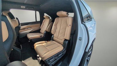 2025 Cadillac ESCALADE IQ Luxury 2