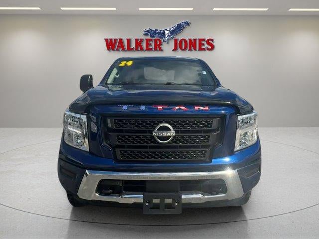 2024 Nissan Titan SV