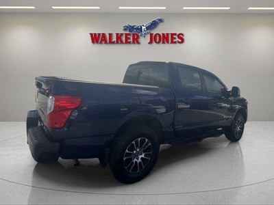 2024 Nissan Titan SV