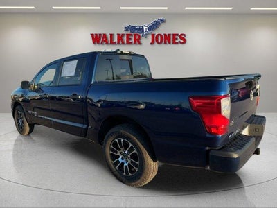 2023 Nissan Titan SV