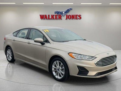 2019 Ford Fusion SE