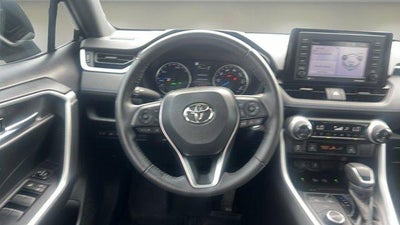 2022 Toyota RAV4 Hybrid SE