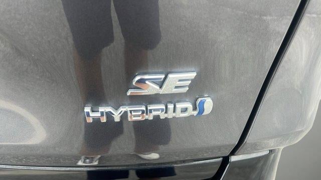 2022 Toyota RAV4 Hybrid SE