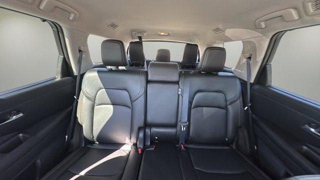 2023 Nissan PATHFINDER Base