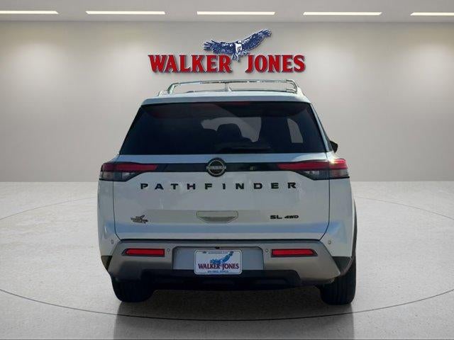 2023 Nissan PATHFINDER Base