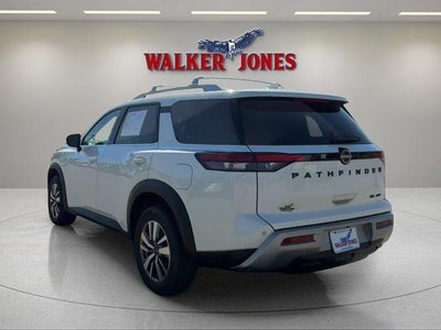 2023 Nissan PATHFINDER Base