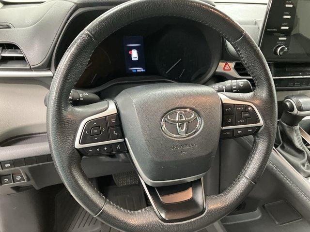 2024 Toyota Sienna XLE