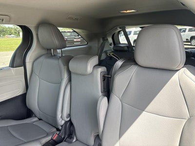 2024 Toyota Sienna XLE