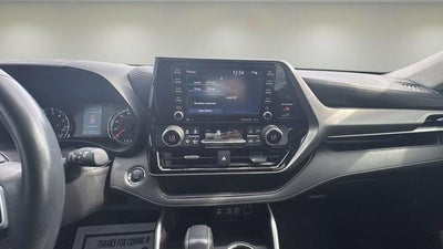 2022 Toyota Highlander LE