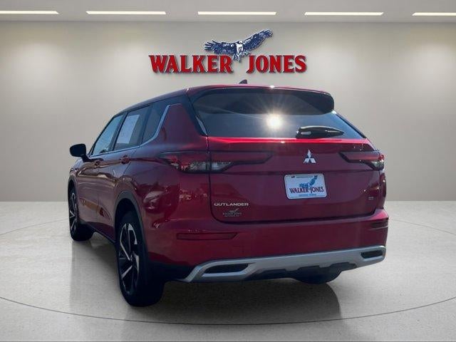 2024 Mitsubishi Outlander SE