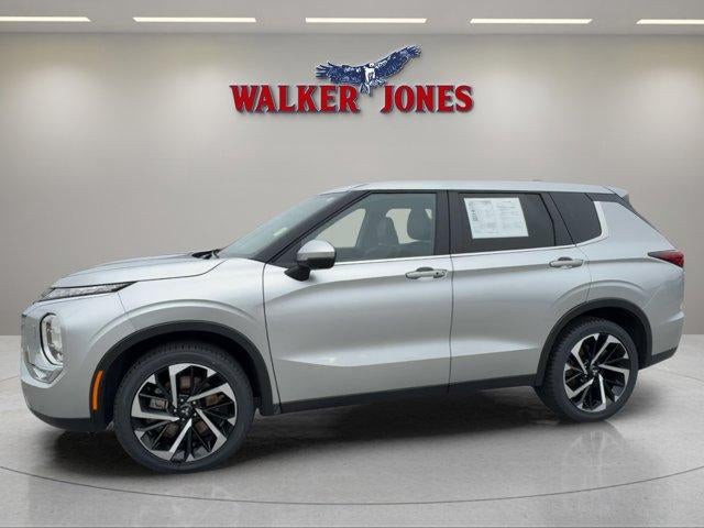 2024 Mitsubishi Outlander SE