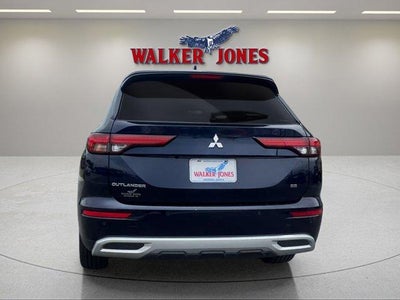 2024 Mitsubishi Outlander SE