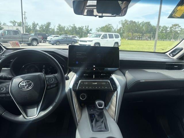 2024 Toyota Venza LE