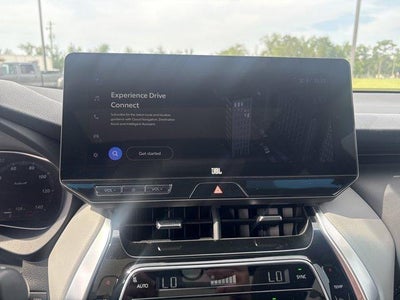 2024 Toyota Venza LE