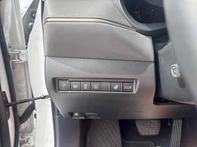 2024 Toyota Venza LE