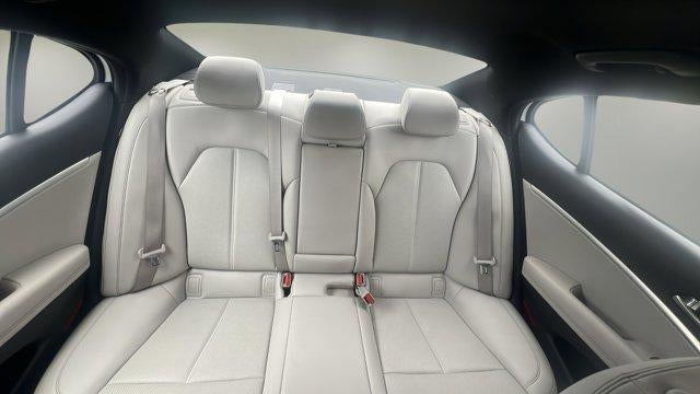 2024 Genesis G70 2.5T