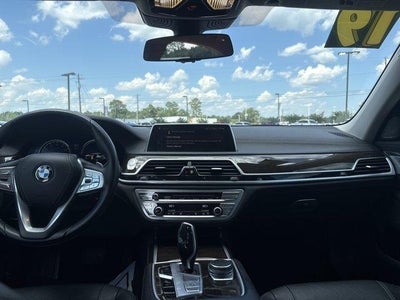 2019 BMW 7 Series 740i