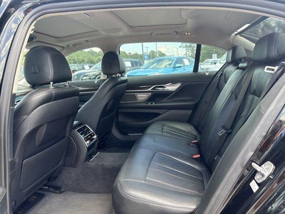 2019 BMW 7 Series 740i