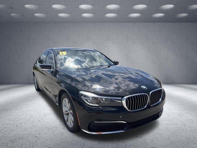 2019 BMW 7 Series 740i