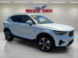 2024 Volvo XC40 Core Bright Theme